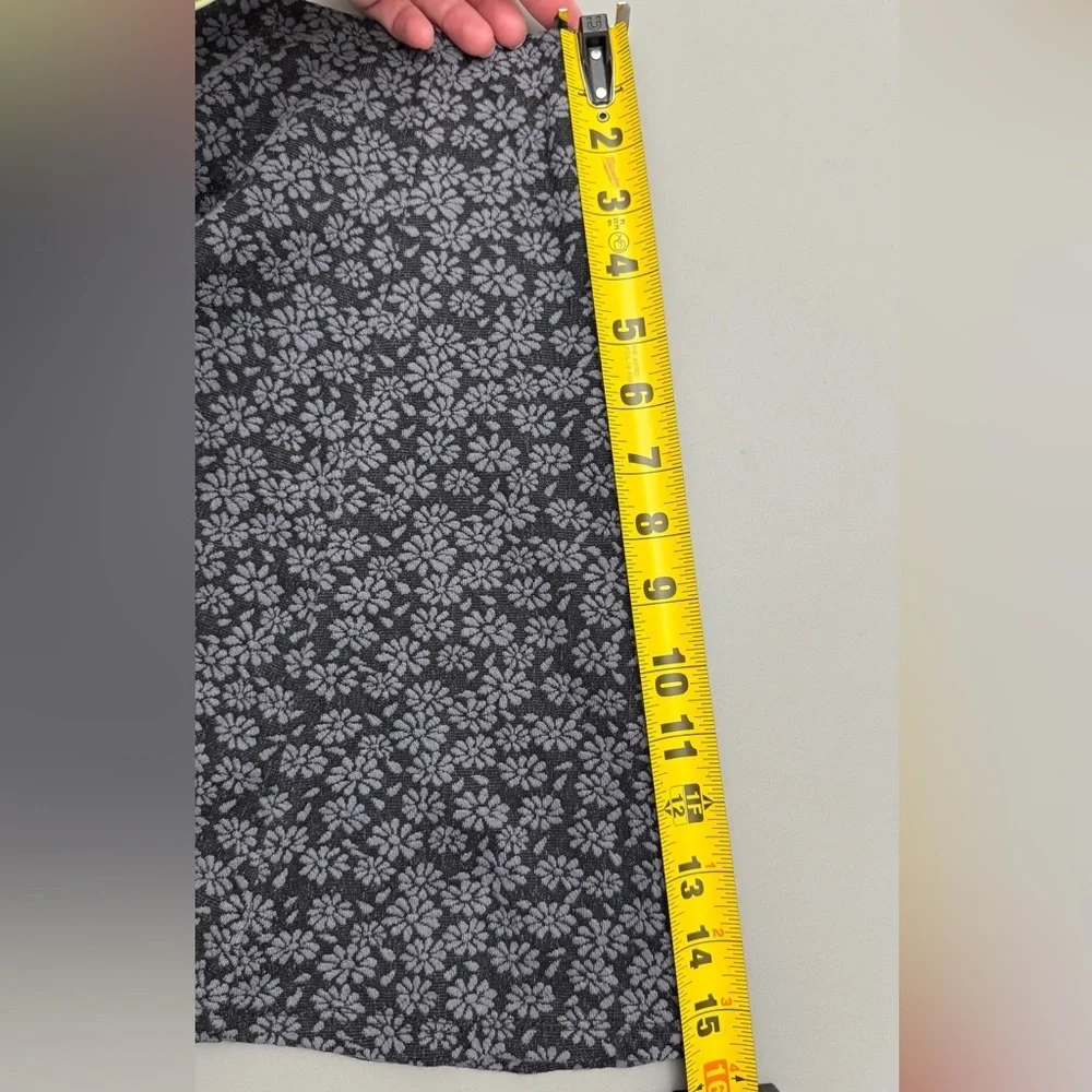Hollister Black and Gray Floral A-Line Skirt